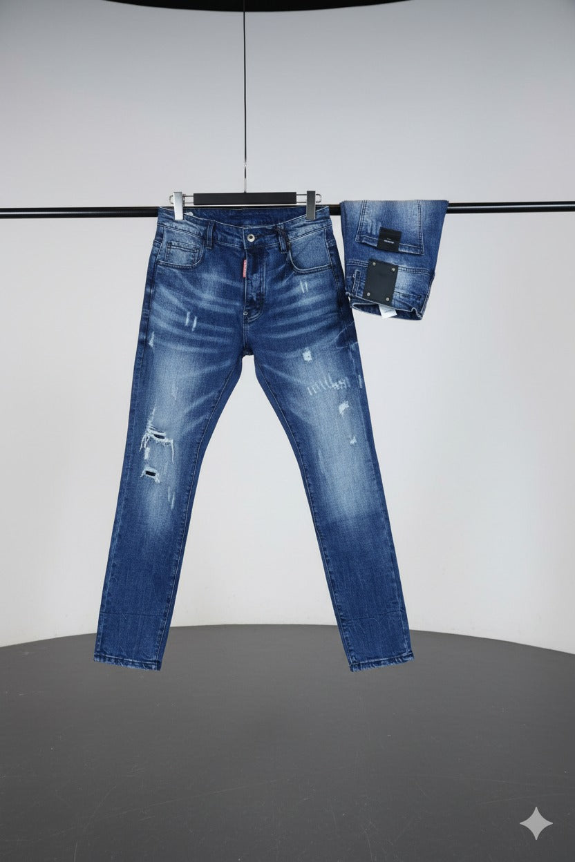 Jean Azul Slim Fit con Desgastes Suaves