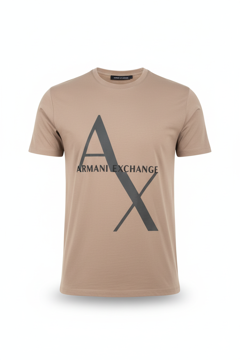 Camiseta beige con diseño gráfico frontal