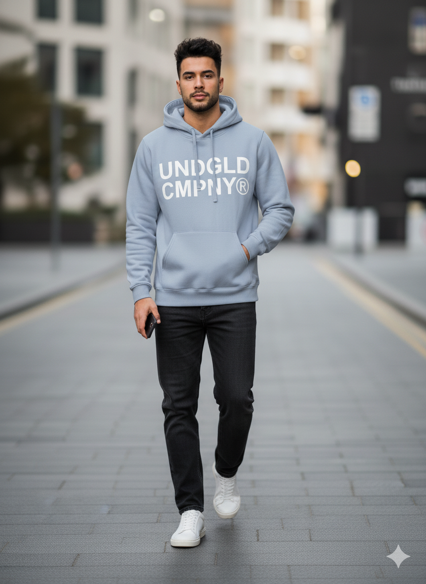 Buzo Oversize Azul Acero con Diseño Urbano Minimalista