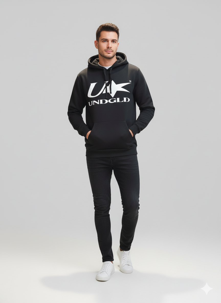 Buzo Negro “UK Edition” – Estilo Urbano con Toque Moderno