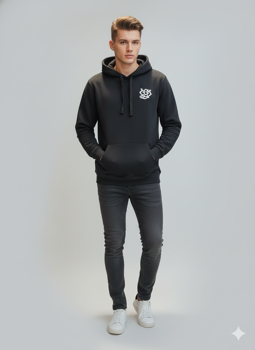 Buzo Negro Clásico con Detalle Bordado – Estilo Minimalista y Premium