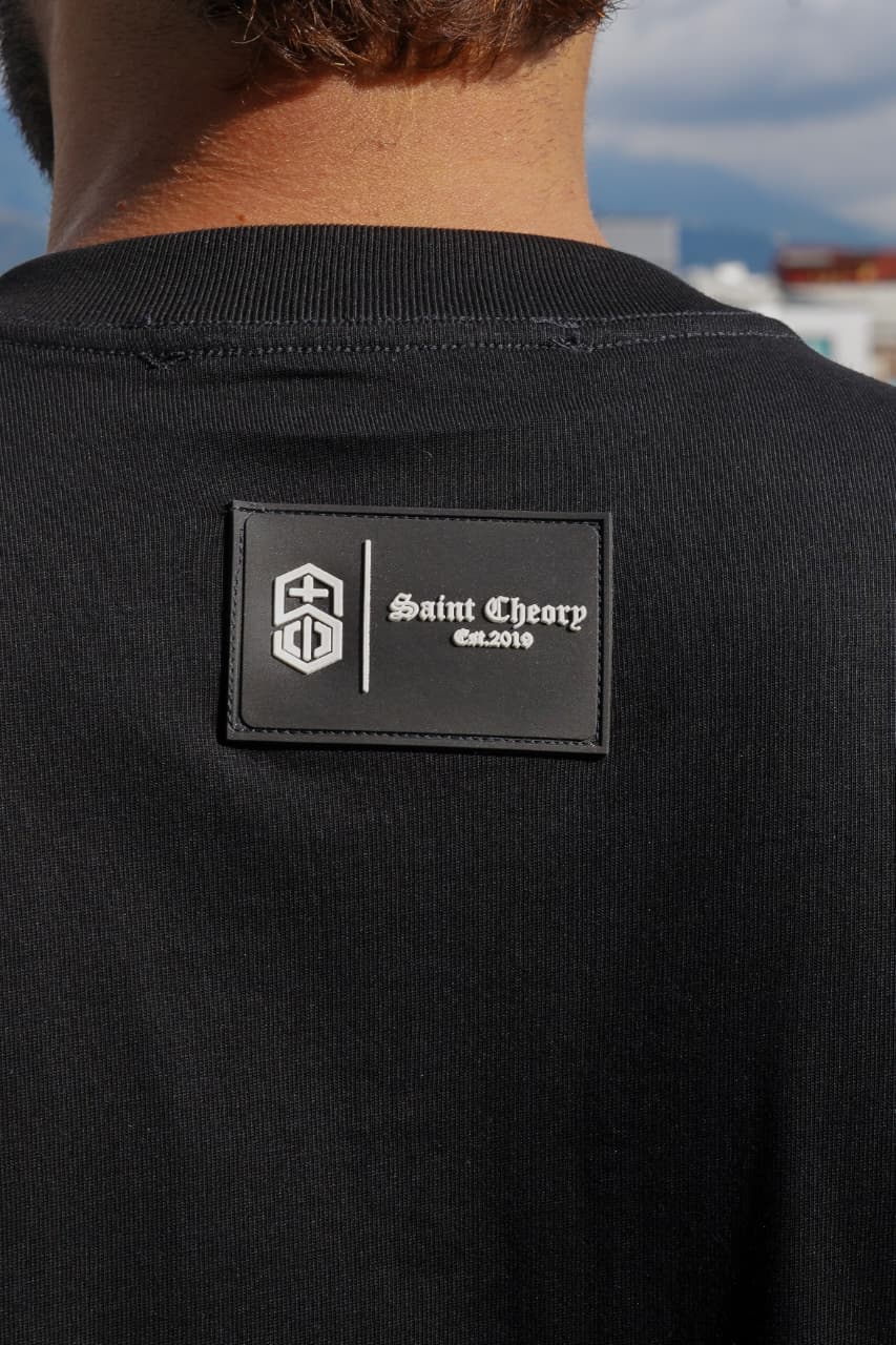 Camiseta Oversize Saint Theory – Divine Threads