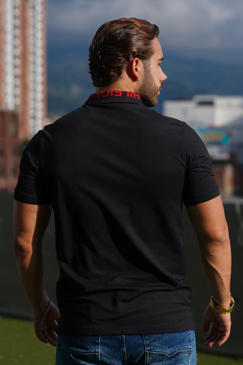 Polo Negro en Tela Piqué Premium