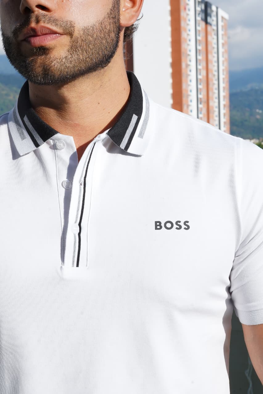POLO BLANCO BOSS CON CUELLO EN CONTRASTE