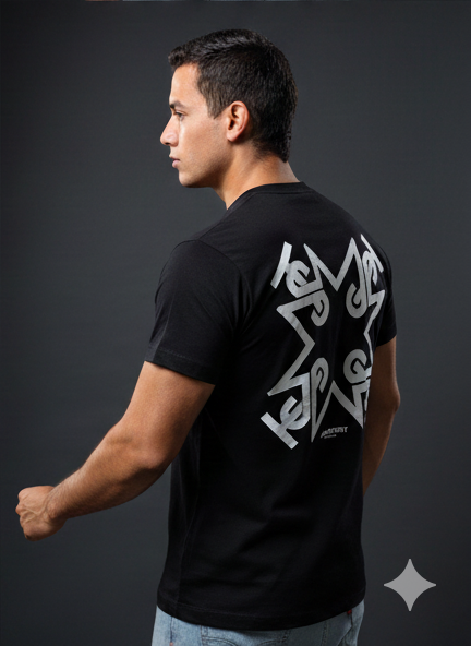 CAMISETA NEGRA HORMA REGULAR